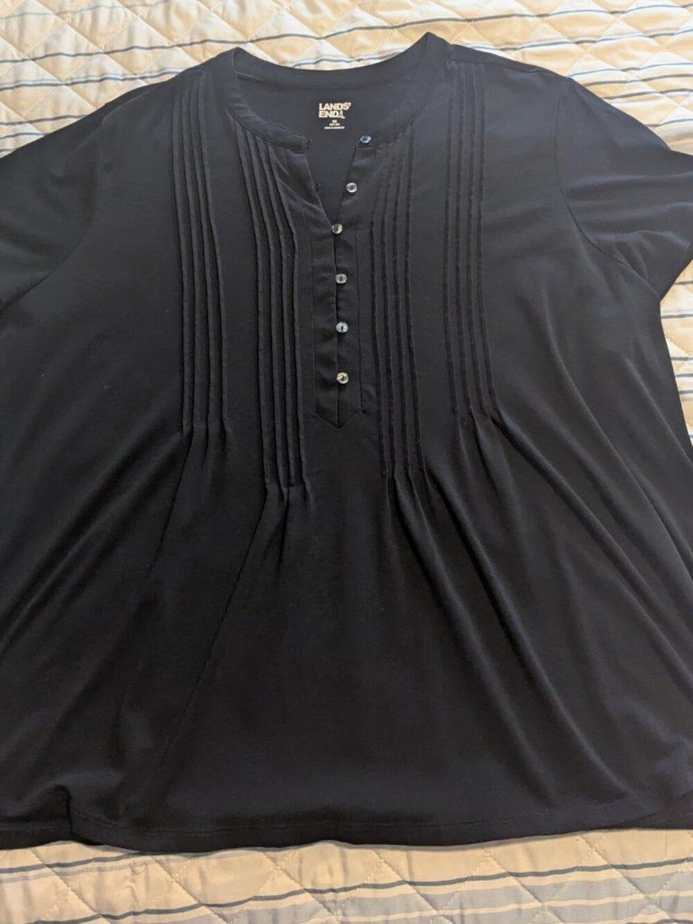 Land's End 20W pintuck short sleeve tops
